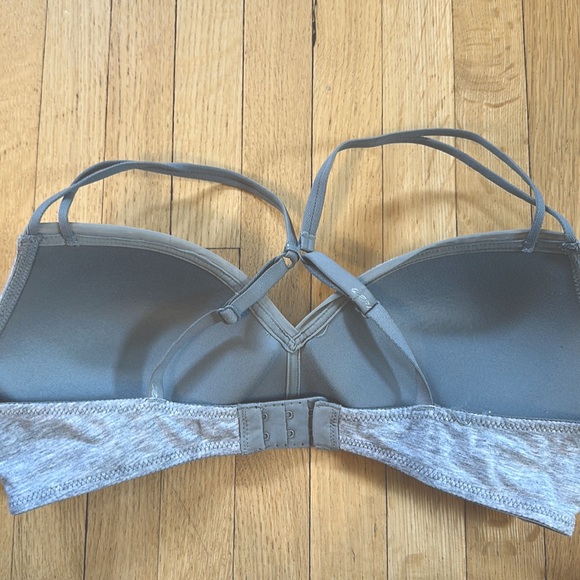 Aerie wireless push-up bra - Picture 3 of 9